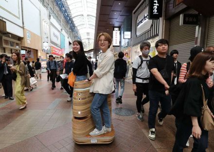 ゆっくり移動し楽しく買い物　商店街で小型自動走行モビリティー実験　神戸市と関電など