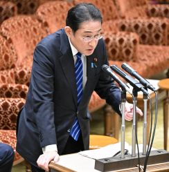 政策活動費　首相、領収書公開は「さまざまな不都合が生じる」