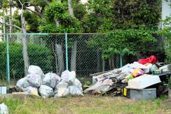 ゴミ集積場に生後間もない男児の遺体　死体遺棄容疑視野に捜査　横浜