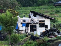 【山形】大江町の住宅火災は鎮火　現場から見つかった4人の遺体は住民か