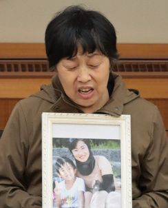 大分妻子殺害の被告、身勝手な動機　遺族は傍聴席の柵越え憤慨