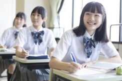 【地元の40～50代に聞いた】優秀な生徒が多いと思う「静岡県の公立高校」ランキング！　2位は「静岡高校」、1位は？