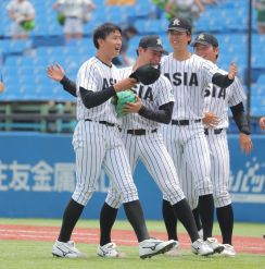 【大学野球】亜大が駒大から勝ち点を獲得し残留決定　初完封の斉藤汰直「最初から投げきる気持ちで」