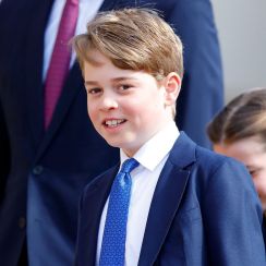 ジョージ王子、将来はパイロットに　ウィリアム皇太子がガーデンパーティーで明かす