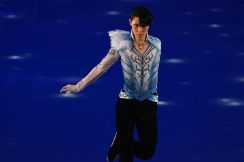 羽生結弦、西川貴教と「ガンダム曲」でコラボ熱演　最後は絶叫「ありがとうございました！」【ファンタジー・オン・アイス】