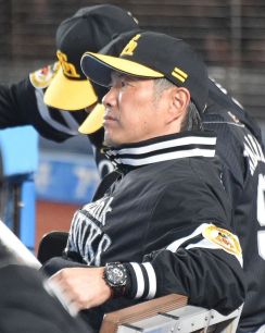 ソフトバンク小久保監督「そんなに打てないですよ」　絶好調の打線がロッテ佐々木朗希に封じられ、連勝は6でストップ