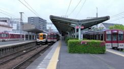 近鉄の橿原神宮前、ほかの駅にはない「レア風景」　標準軌の橿原線、狭軌の南大阪・吉野線の合流点