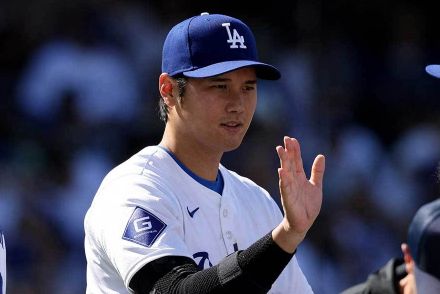 大谷翔平、少年をフリーズさせた舞台裏が話題　入室前から笑い堪えきれず「ふふっ」「ヘーイ」