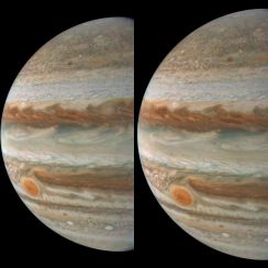 木星の手前を横切っていく物体の正体は？　NASA探査機ジュノーが撮影