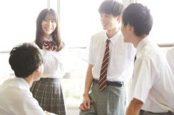 【千葉県民が選んだ】文武両道なイメージの「神奈川県の公立高校」ランキング！　2位は「湘南高校」、1位は？