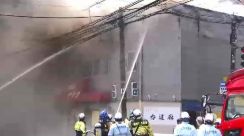 「炎が出ていた」　飲食店などが入居する建物で火事　福岡市博多区