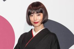 ＜今週のファッションチェック＞MEGUMI　仏カンヌで黒髪ボブ×着物コーデ