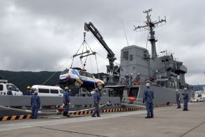 自衛隊の艦艇と航空機が初参加、離島への資機材や要員輸送の手順を確認　複合災害を想定、奄美で鹿児島県総合防災訓練始まる