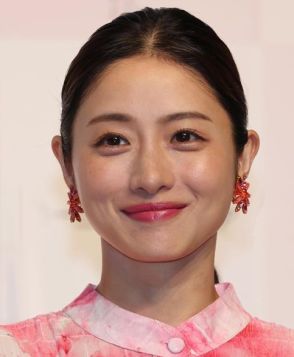 石原さとみ「ミッシング」の“体当たり演技”でイメージ刷新を図るも…「貞子3D」が代表作にほぼ確定