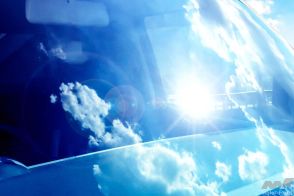 クルマの紫外線対策！人間＆愛車のボディの日焼け防止に有効な方法とグッズは？