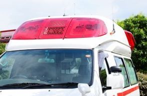 糸満市潮平の県道256号　高齢女性が車にはねられ重傷　意識不明で搬送　沖縄　　