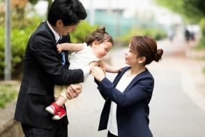 ついに日本の年金モデルが「脱・専業主婦世帯｝へ？政府が示した複数パターンの受給額例を見る