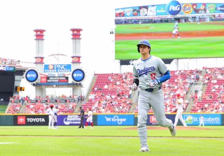 大谷翔平　第1打席で二ゴロも左足大丈夫！一塁手のグラブはじく強烈な打球で全力疾走披露