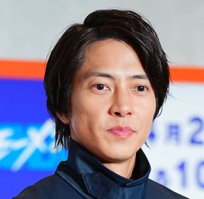 山下智久、１歳上の元事務所先輩に「ふざけんなよ！」最初のケンカは「シャツのボタン」だった