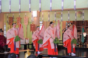 楠木正成の遺徳たたえ「楠公祭」　独自の神楽「橘の舞」を奉納　神戸・湊川神社