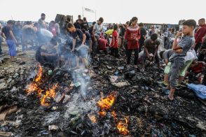 45人死亡のラファ避難民キャンプ攻撃、イスラエル首相「悲劇的な過ち」と認める