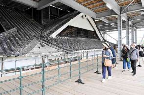 熊本城の復旧過程「今こそ見たい」　宇土櫓と監物櫓、特別公開が好評　来場者2万人