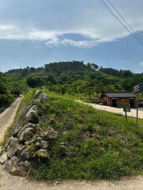 不思議なことに日本人が押し寄せる…ホットプレイスになった韓国蔚山の「田舎城郭」