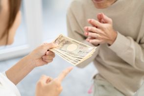 「年収600万円」で既婚、小遣いは「月2万円」です。住宅ローンや子どもの進学資金も必要とはいえ、これは少なすぎないでしょうか？ 独身の部下がうらやましいです…