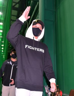 日本ハム・新庄監督　甲子園の一番の思い出は？「このチャンスを逃したら福岡で造園屋するぞってぐらい」若手選手に思い「ガンガン振ること」