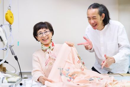 きものにファンデーションがついたらどうする？ 対処法を阿川佐和子さんにプロが伝授