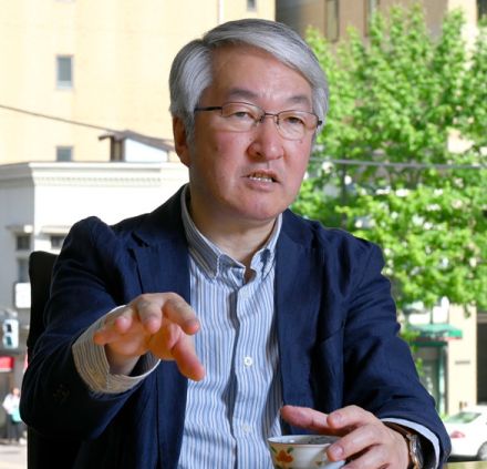 作家・黒木亮氏「小池氏はアラビア語『6カ月レベル』の知事が学業実態を証明するしかない」【小池百合子と学歴詐称】