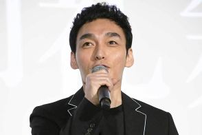 草彅剛、ひこにゃん登場でハイテンション　さまざまな声色で会話し熱烈ハグ「会いたかったよー」