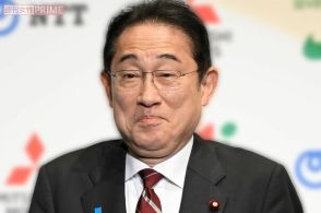 「なんのことやねん」岸田首相が投稿した“空気読めない”祝福コメントにツッコミ殺到