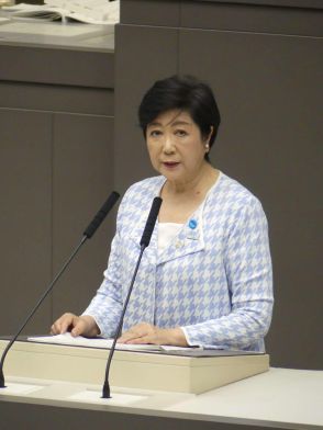 小池百合子知事にヤジも…都議会本会議所信表明で８年の実績強調も緑の継承政策には「うそつき」