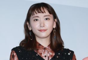 新垣結衣、10代の頃以来の夏帆との共演も全幅の信頼「夏帆ちゃんの存在にすごく助けられながら過ごしていました」