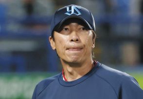 ヤクルト・高津監督、延長12回引き分けに「よく粘り、よく頑張ったと思います」と投打にねぎらい