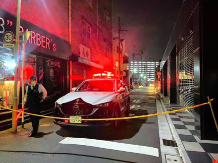 タクシー運転手が撃たれけが、発砲した男は逃走　埼玉・川口