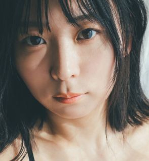 アンゴラ村長、デジタル写真集　営業担当も驚く売れ行き　本人は「ご褒美」と喜ぶ