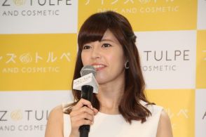 ＜神田愛花＞セーラー服で人気ロケ弁紹介　ファン「日村さん喜ぶんじゃ」