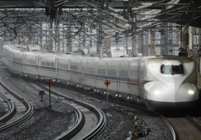 【速報】東京行き東海道新幹線で異常示す表示、京都駅手前で緊急停止　乗客1800人は乗り換え