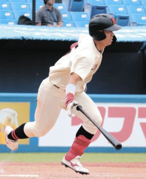 日大・谷端将伍、今季最後の打席で首位打者決めた「最後もチームが勝つためにつなごうと」【東都大学野球】