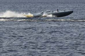 クリミア沖でロシア軍の巡視艇2隻破壊 ウクライナ軍