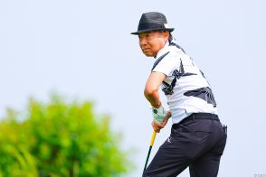 片山晋呉が単独首位で最終日へ　手嶋1打差　谷口4位