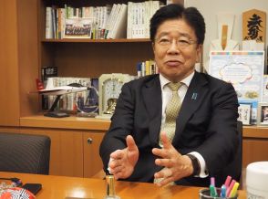 保守層が自民党から離れているのではないかと加藤勝信元官房長官に聞いてみた