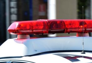 白昼の幹線道で自損事故、1時間20分全面通行止め…酒気帯び運転の疑いで25歳の男を逮捕　鹿児島中央署