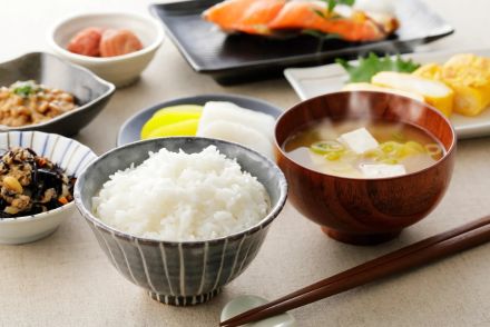 主婦のアイディアずらり！「朝ごはん作りの時短テクニック」冷食を活用、メニューは固定…忙しい朝を少しでも楽に