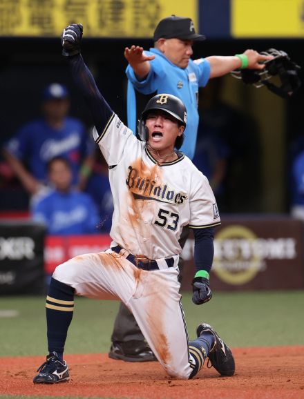 苦難続くもサヨナラ劇　オリックス、一丸で白星―プロ野球