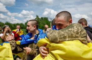 ウクライナとロシア、捕虜150人を交換　国境警備隊員ら帰還