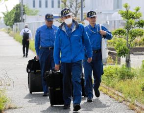 神戸空港で小型機胴体着陸　航空事故調査官が現地入り、ヒラタ学園で調査開始