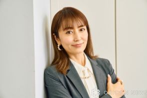 矢田亜希子、土屋太鳳と顔寄せ合い…2ショット公開に「並ぶと雰囲気が似てます」「姉妹役とかやってほしい」